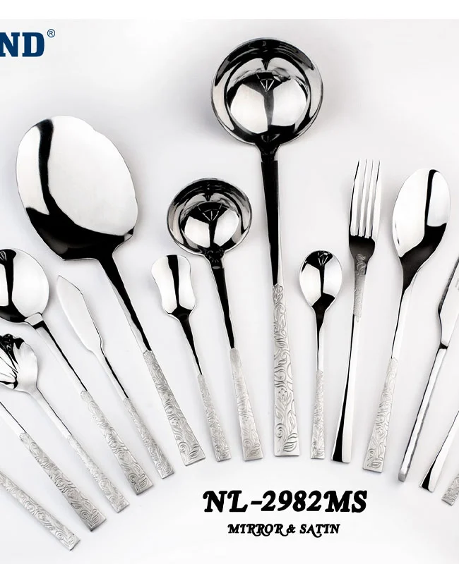سرویس-قاشق-و-چنگال-135-پارچ-24-نفره-صندوق-چوبی-نیولند-مدل-2982MS