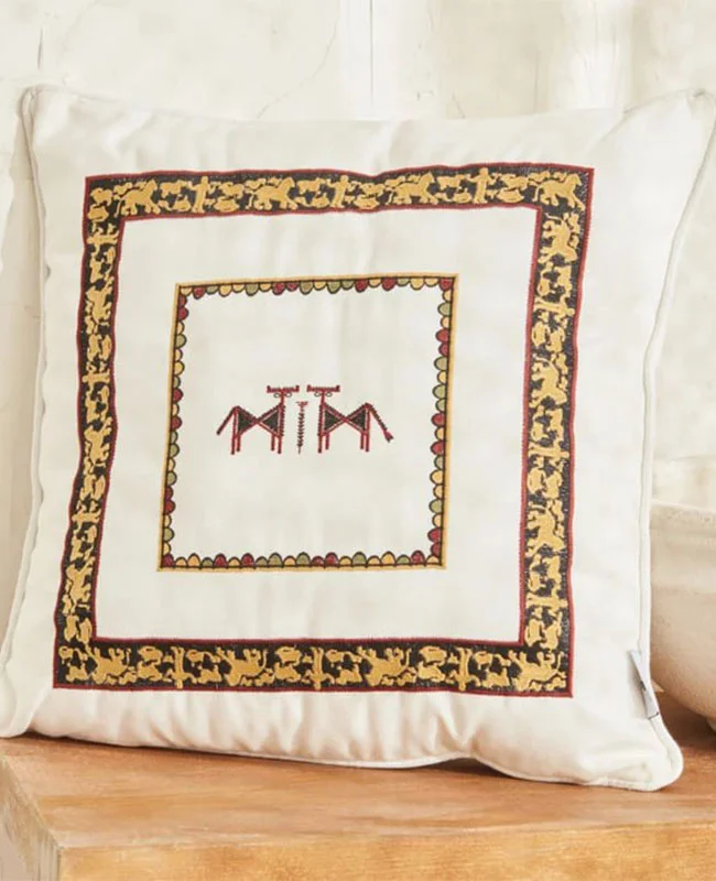 کوسن گلدوزی‌شده Karaca Home کد505000431