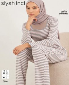 بلوز و شلوار سایز نرمال siyah inci کد 26011